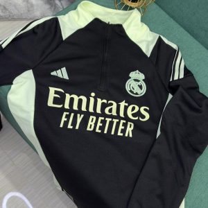 Alternative view of Real Madrid Training Jersey