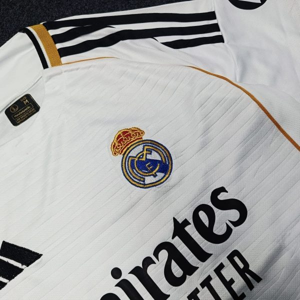 Real Madrid Jersey - Image 4